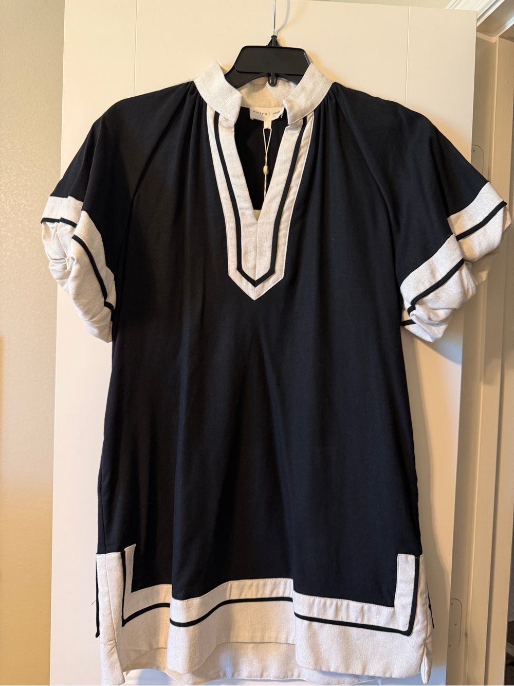 Black and White Entro Contrast Dress with Geometric Trim